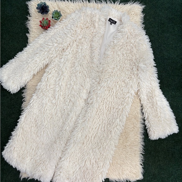 Rue21 Cream Teddy Jacket - Picture 3 of 12
